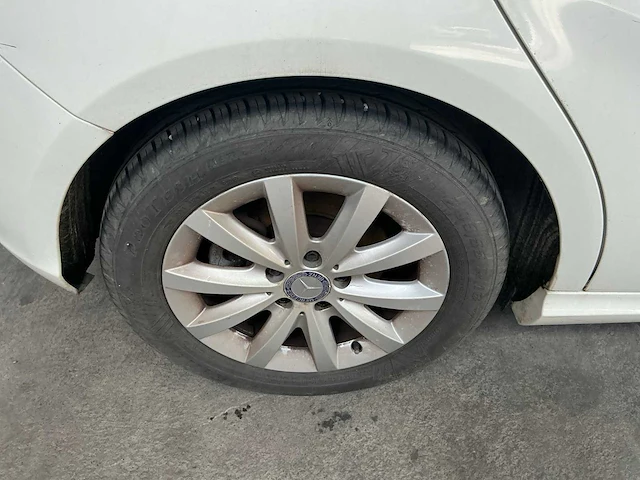 Mercedes-benz a-klasse personenauto (8-ktz-15) - afbeelding 17 van  26