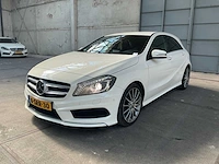 Mercedes-benz a-klasse personenauto (8-srr-30) - afbeelding 1 van  27