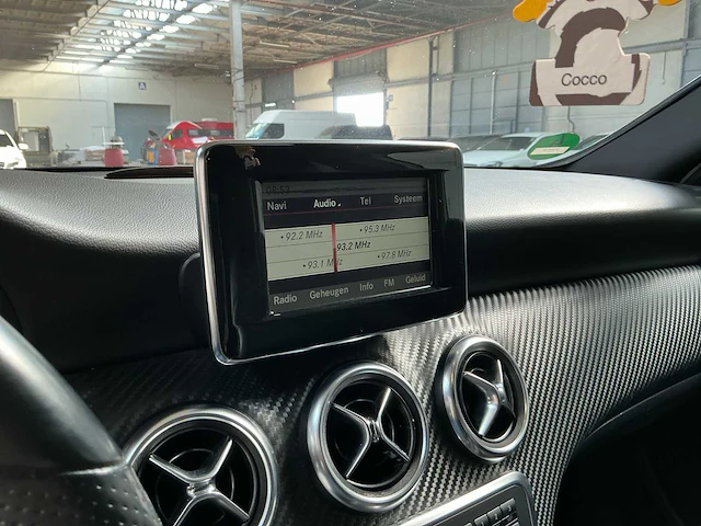 Mercedes-benz a-klasse personenauto (8-srr-30) - afbeelding 27 van  27