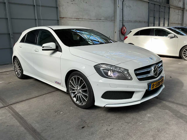 Mercedes-benz a-klasse personenauto (8-srr-99) - afbeelding 23 van  29