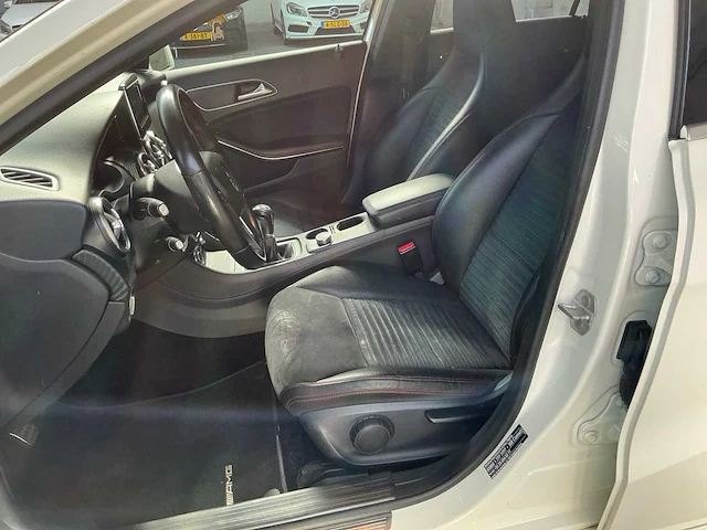 Mercedes-benz a-klasse personenauto (8-srr-99) - afbeelding 27 van  29