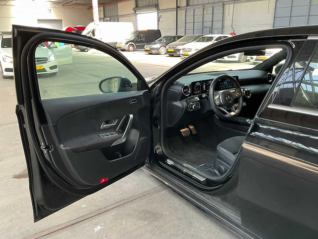 Mercedes-benz a-klasse personenauto (k-381-bt) - afbeelding 26 van  29
