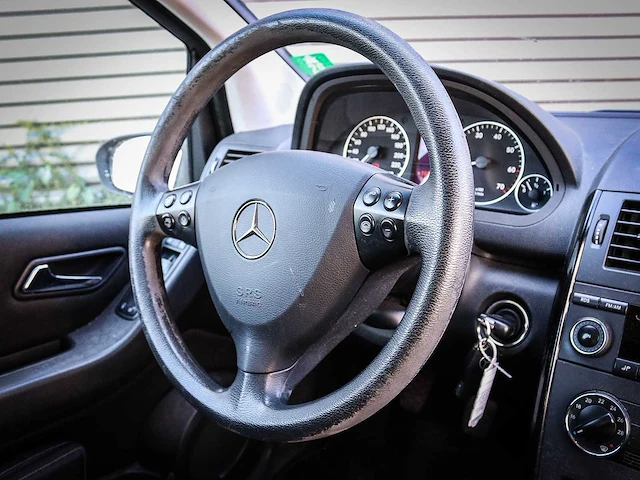 Mercedes-benz a150 classic, 82-rf-pf - afbeelding 21 van  21