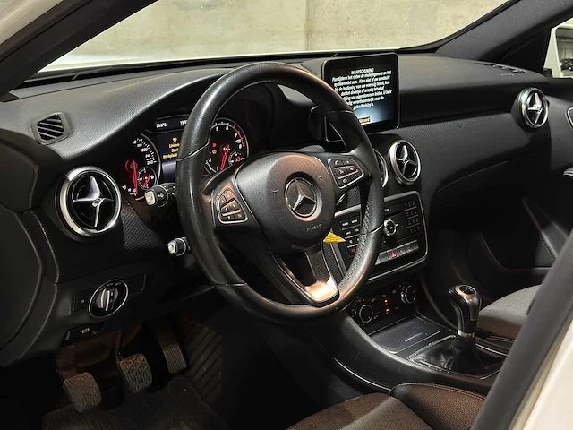 Mercedes-benz a160 ambition 102pk 2016 a-klasse, kv-052-l - afbeelding 9 van  40
