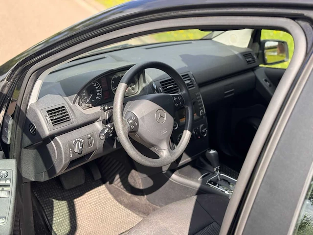 Mercedes-benz a170 business class automaat, 89-jvs-4 - afbeelding 2 van  16