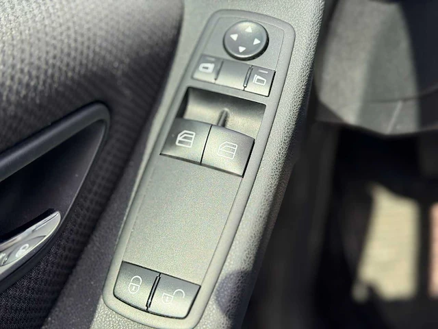 Mercedes-benz a170 business class automaat, 89-jvs-4 - afbeelding 7 van  16