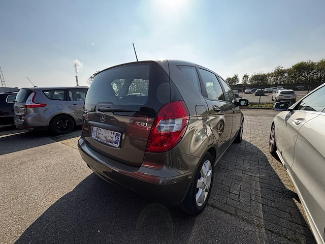 Mercedes-benz a180, 2008 - afbeelding 4 van  29
