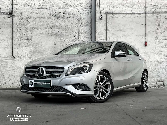 Mercedes-benz a180 a-klasse 122pk 2013, j-941-gj - afbeelding 1 van  57