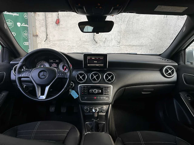 Mercedes-benz a180 a-klasse 122pk 2013, j-941-gj - afbeelding 25 van  57