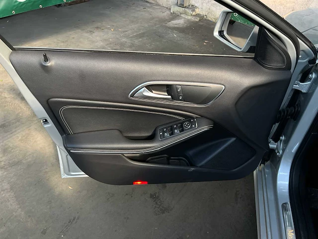 Mercedes-benz a180 a-klasse 122pk 2013, j-941-gj - afbeelding 37 van  57