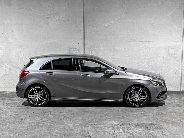 Mercedes-benz a180 ambition 122pk 2017 a-klasse, ng-468-v - afbeelding 2 van  39