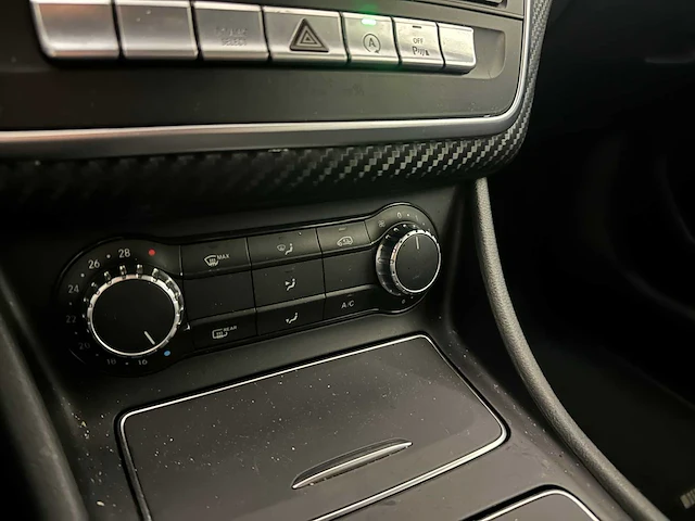 Mercedes-benz a180 ambition 122pk 2017 a-klasse, ng-468-v - afbeelding 18 van  39