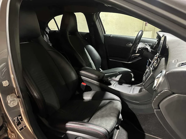 Mercedes-benz a180 ambition 122pk 2017 a-klasse, ng-468-v - afbeelding 28 van  39