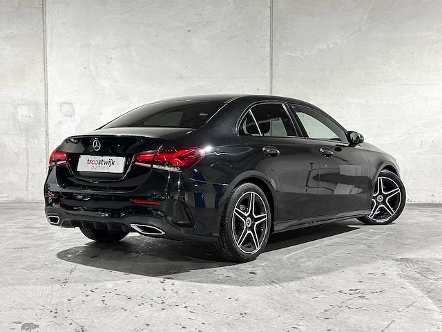 Mercedes-benz a180 limousine premium plus 136pk 2020, r-276-vv - afbeelding 4 van  45