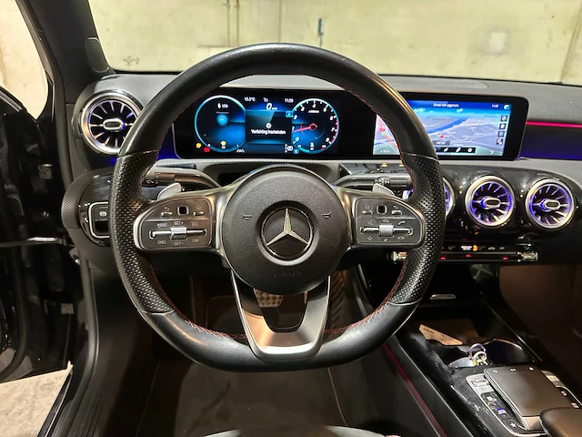 Mercedes-benz a180 limousine premium plus 136pk 2020, r-276-vv - afbeelding 14 van  45