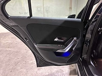 Mercedes-benz a180 limousine premium plus 136pk 2020, r-276-vv - afbeelding 30 van  45
