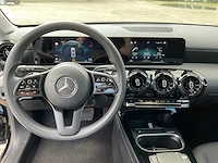Mercedes-benz a180 personenauto - afbeelding 2 van  22
