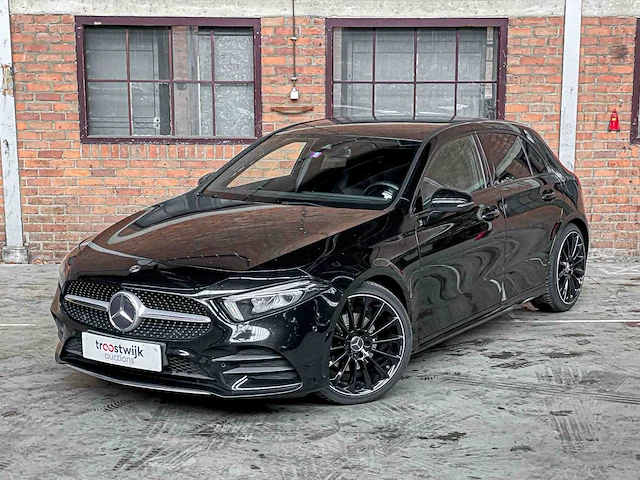 Mercedes-benz a180d amg business solution 116pk 2018 a-klasse, xj-192-k - afbeelding 12 van  45