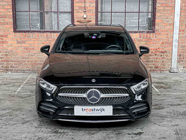 Mercedes-benz a180d amg business solution 116pk 2018 a-klasse, xj-192-k - afbeelding 41 van  45
