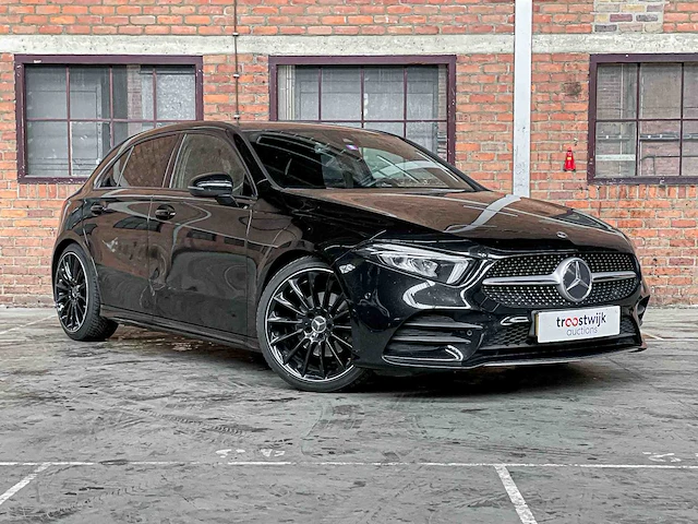 Mercedes-benz a180d amg business solution 116pk 2018 a-klasse, xj-192-k - afbeelding 42 van  45