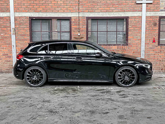 Mercedes-benz a180d amg business solution 116pk 2018 a-klasse, xj-192-k - afbeelding 45 van  45
