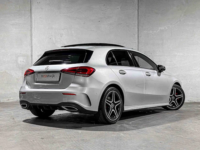 Mercedes-benz a200 amg business solution 163pk 2019 a-klasse, j-647-sp - afbeelding 6 van  51