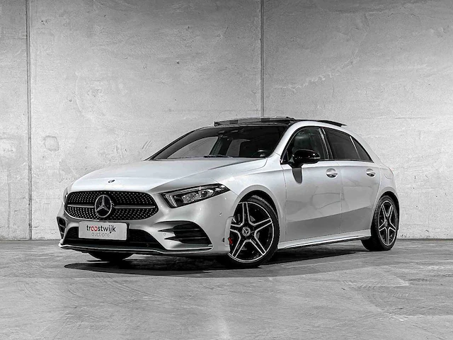 Mercedes-benz a200 amg business solution 163pk 2019 a-klasse, j-647-sp - afbeelding 1 van  51