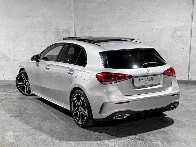 Mercedes-benz a200 amg business solution 163pk 2019 a-klasse, j-647-sp - afbeelding 14 van  51