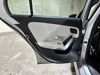 Mercedes-benz a200 amg business solution 163pk 2019 a-klasse, j-647-sp - afbeelding 36 van  51