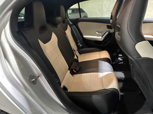 Mercedes-benz a200 amg business solution 163pk 2019 a-klasse, j-647-sp - afbeelding 41 van  51