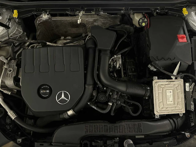 Mercedes-benz a200 amg business solution 163pk 2019 a-klasse, j-647-sp - afbeelding 46 van  51