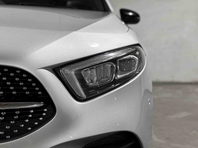 Mercedes-benz a200 amg business solution 163pk 2019 a-klasse, j-647-sp - afbeelding 49 van  51