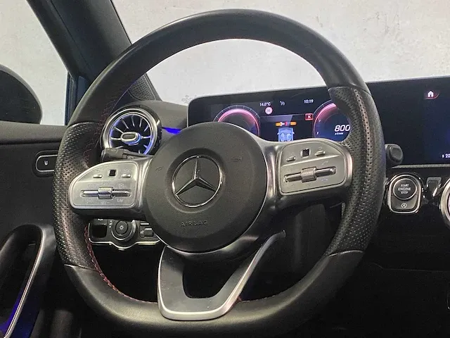 Mercedes-benz a200 amg business solution 163pk 2019 a-klasse, r-257-zn - afbeelding 29 van  67