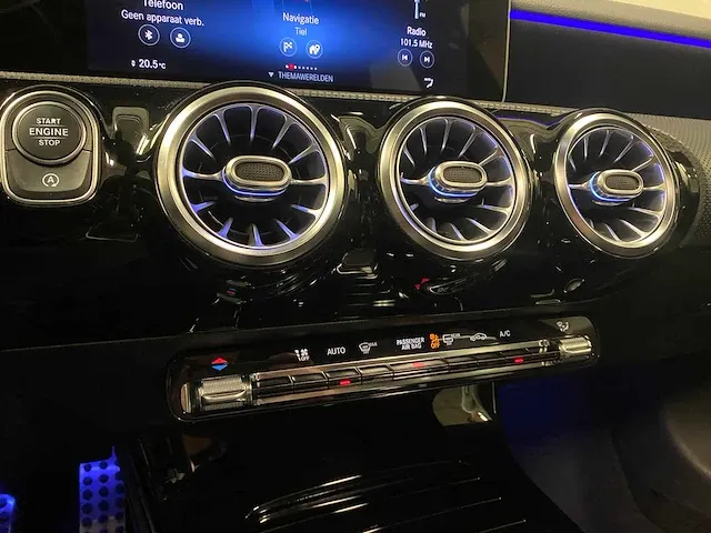 Mercedes-benz a200 amg business solution 163pk 2019 a-klasse, r-257-zn - afbeelding 38 van  67