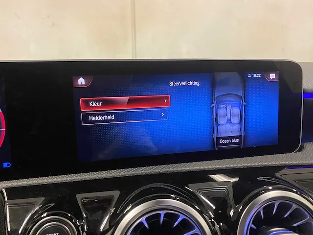 Mercedes-benz a200 amg business solution 163pk 2019 a-klasse, r-257-zn - afbeelding 46 van  67