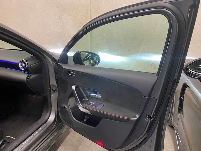 Mercedes-benz a200 amg business solution 163pk 2019 a-klasse, r-257-zn - afbeelding 54 van  67