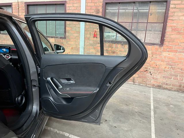Mercedes-benz a200 premium 163pk 2018 a-klasse, h-306-jr - afbeelding 42 van  53