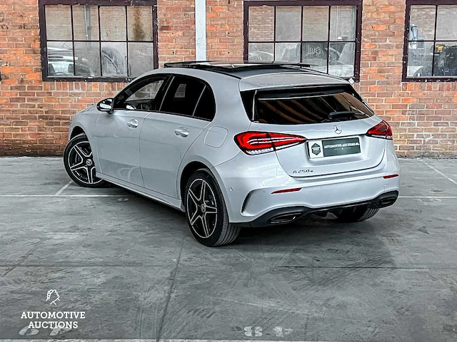 Mercedes-benz a250e amg business solution 160pk 2022 a-klasse, x-451-tp - afbeelding 18 van  68