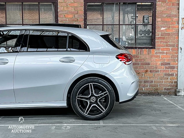 Mercedes-benz a250e amg business solution 160pk 2022 a-klasse, x-451-tp - afbeelding 25 van  68