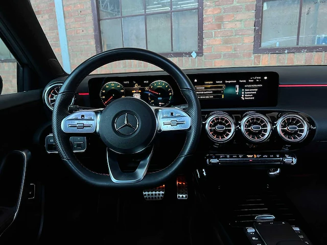 Mercedes-benz a250e amg business solution 160pk 2022 a-klasse, x-451-tp - afbeelding 28 van  68