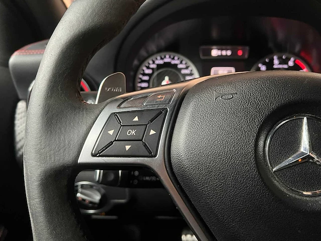 Mercedes-benz a45 amg 4matic 360pk 2015 a-klasse, zs-803-z - afbeelding 26 van  60