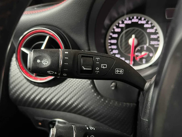 Mercedes-benz a45 amg 4matic 360pk 2015 a-klasse, zs-803-z - afbeelding 30 van  60