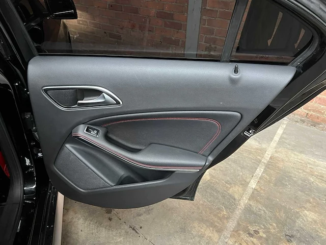 Mercedes-benz a45 amg 4matic 360pk 2015 a-klasse, zs-803-z - afbeelding 42 van  60