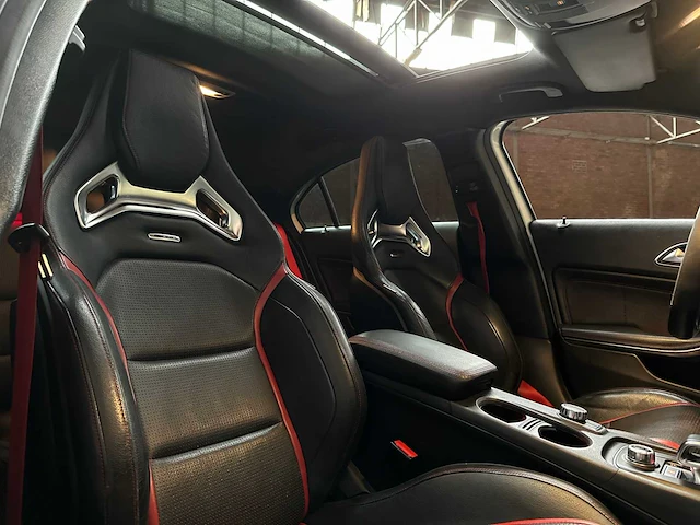 Mercedes-benz a45 amg 4matic 381pk 2016 a-klasse, k-200-tt - afbeelding 40 van  48