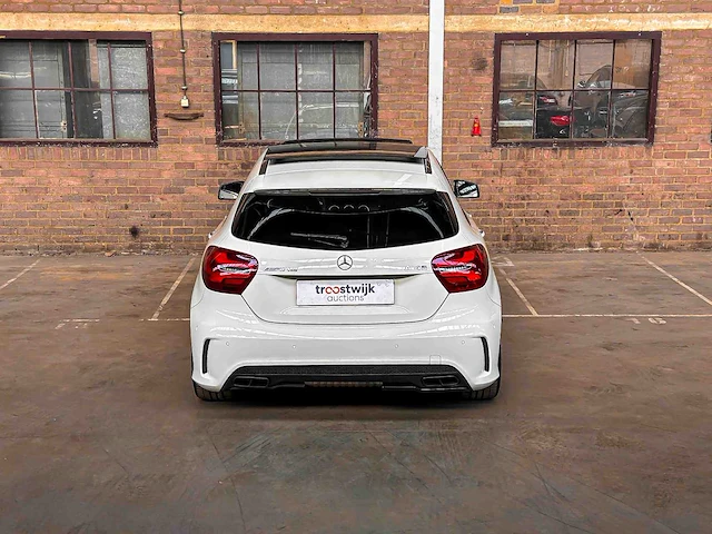 Mercedes-benz a45 amg 4matic 381pk 2018 a-klasse, k-828-fx - afbeelding 5 van  46