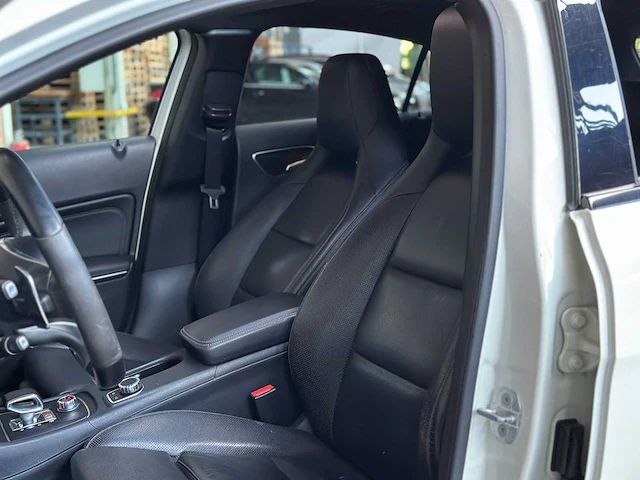 Mercedes-benz a45 amg 4matic 381pk 2018 a-klasse, k-828-fx - afbeelding 32 van  46
