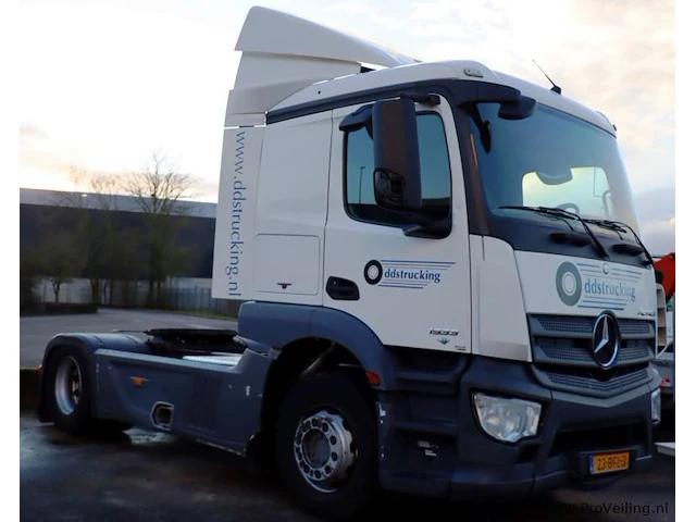 Mercedes-benz actros opleggertrekker - type 963-4-a - kenteken: 23-bfl-3 - afbeelding 14 van  23