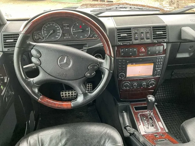 Mercedes-benz amg-line g-klasse personenauto scherpenzeel - afbeelding 14 van  42