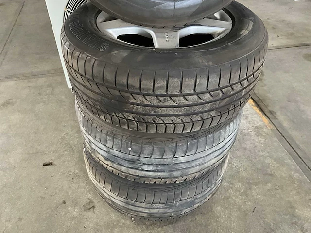 Mercedes-benz amg mercedes ml velgenset - afbeelding 4 van  5