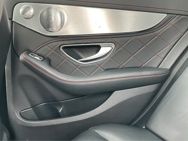 Mercedes-benz amg - afbeelding 18 van  30
